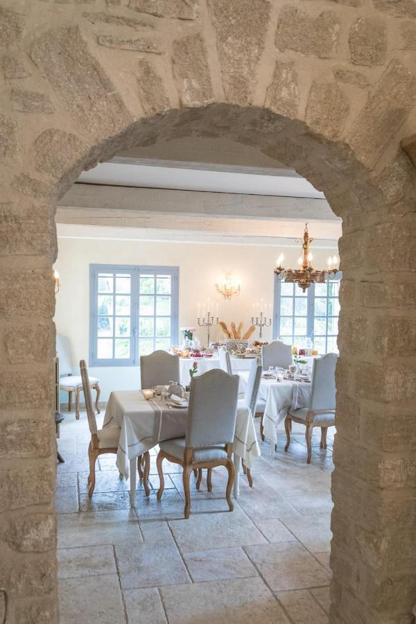 Domaine de la Tourelle Orgon Extérieur photo