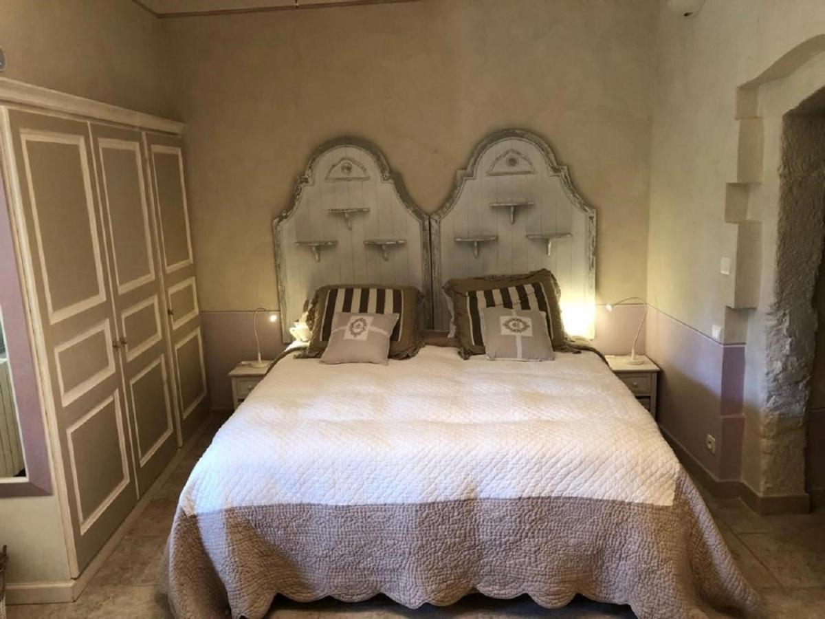 Domaine de la Tourelle Orgon Extérieur photo